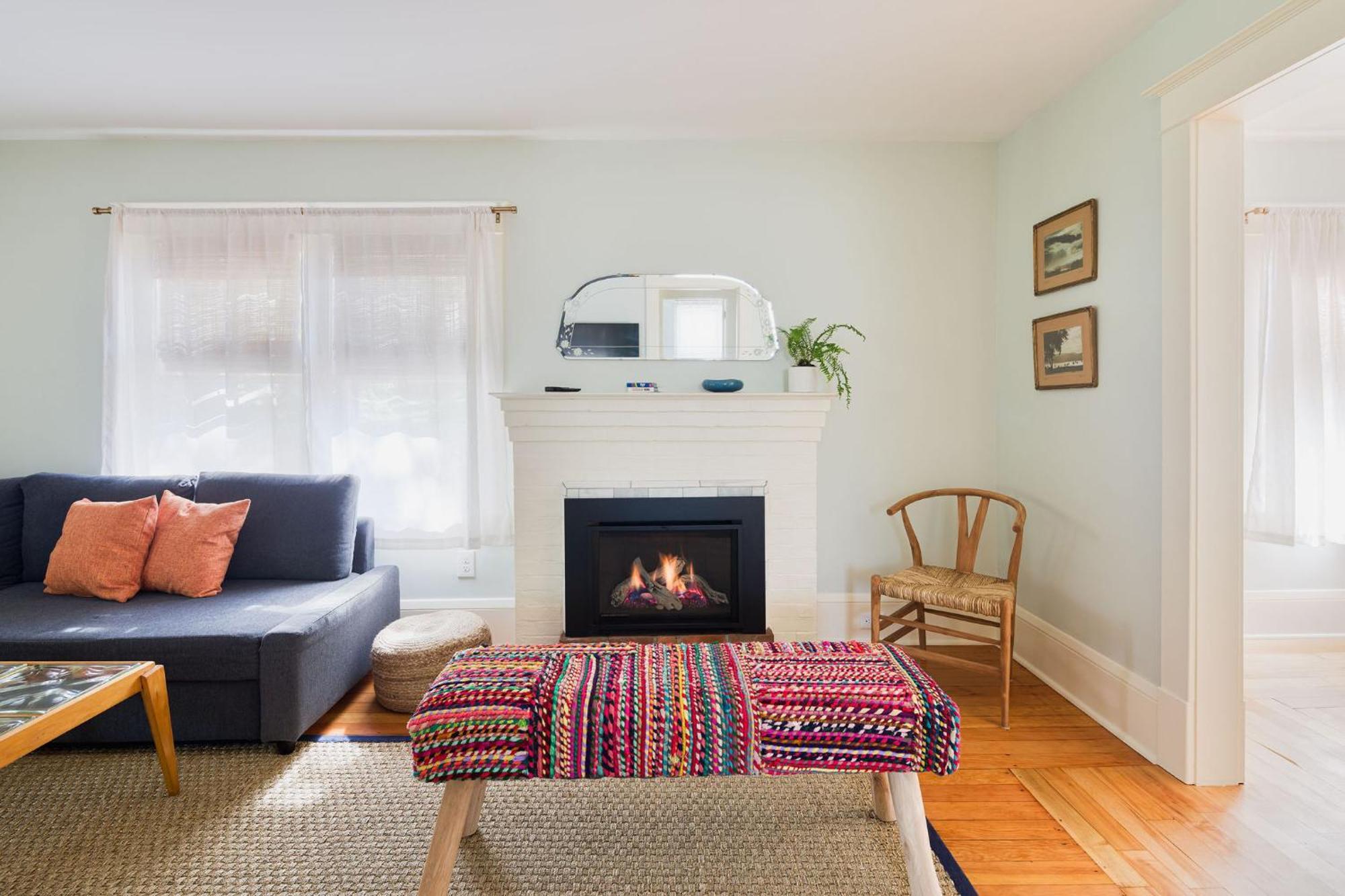 Queen City Bungalow & Cottages Burlington Bagian luar foto